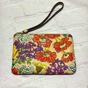 COACH Corner Zip Wristlet In Brown Signature Canvas With Wildflower Print NWT